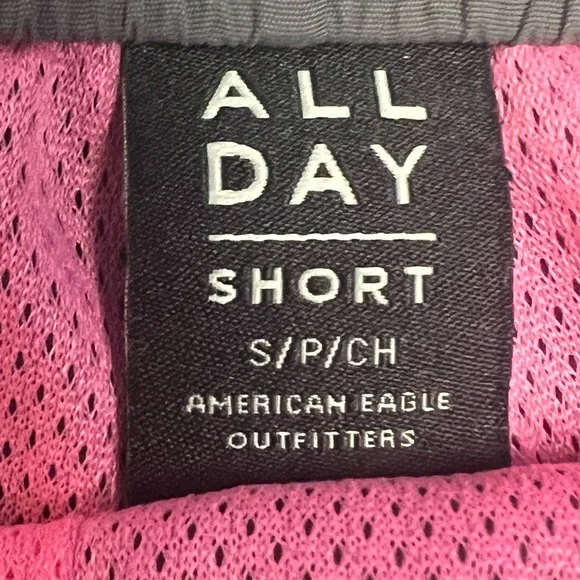 American Eagle “All Day” Gray Shorts with Neon Pink Zippers - Picture 2 of 4